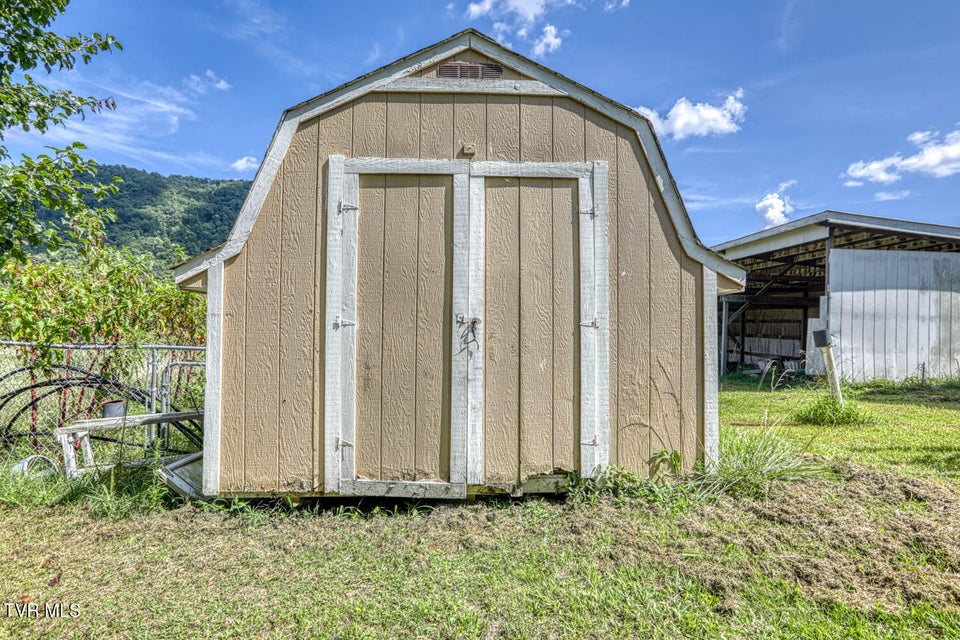 Photo #99: 1144 Poor Valley Road