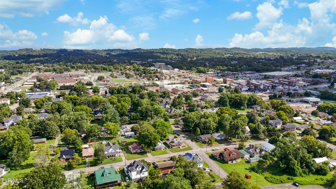 Photo #9: 400 4th North Street