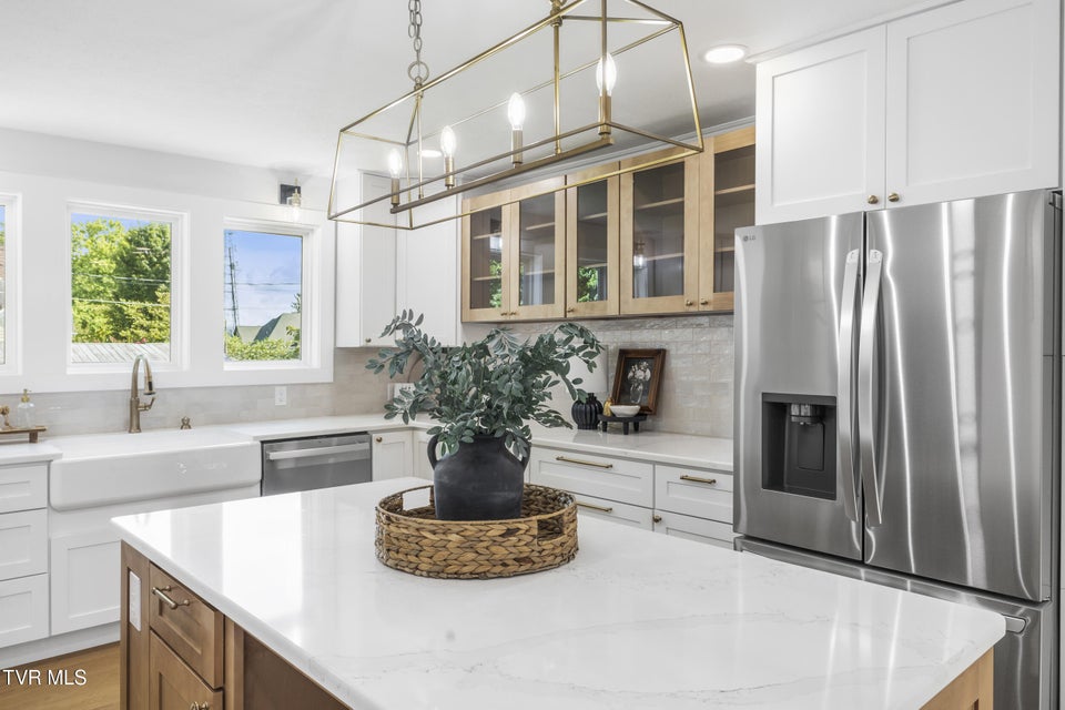 Photo #17: 400 4th North Street