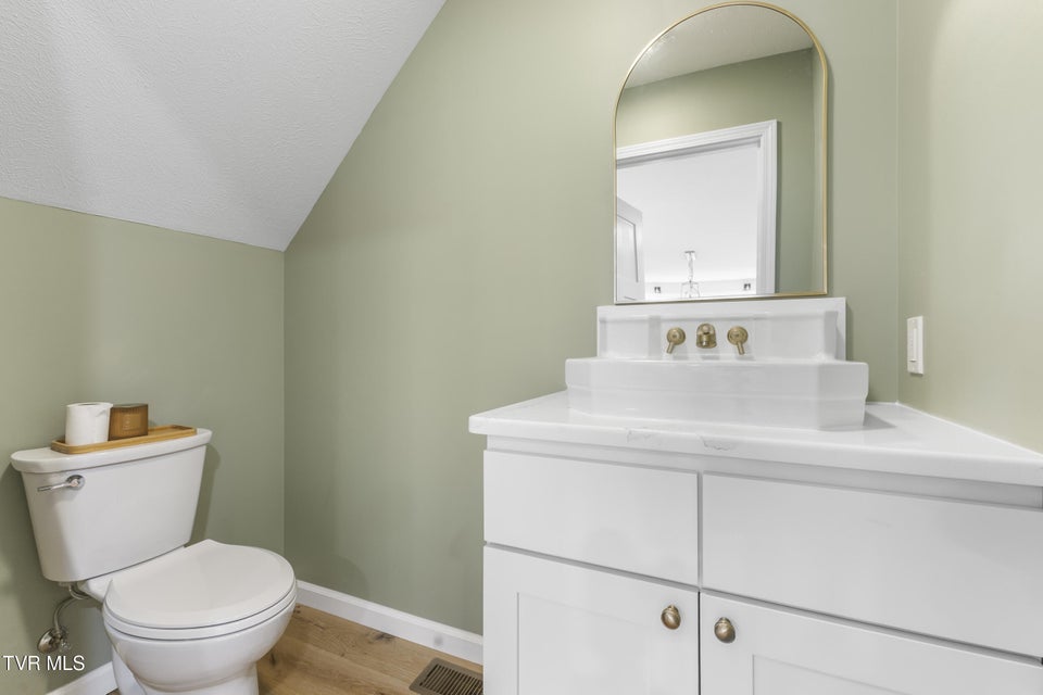 Photo #42: 400 4th North Street