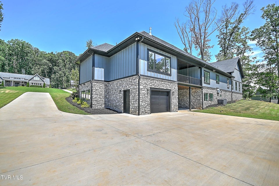 Photo #80: 5607 Hester Court