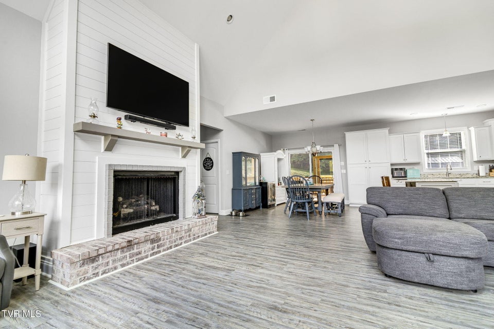 Photo #15: 1216 Upland Avenue