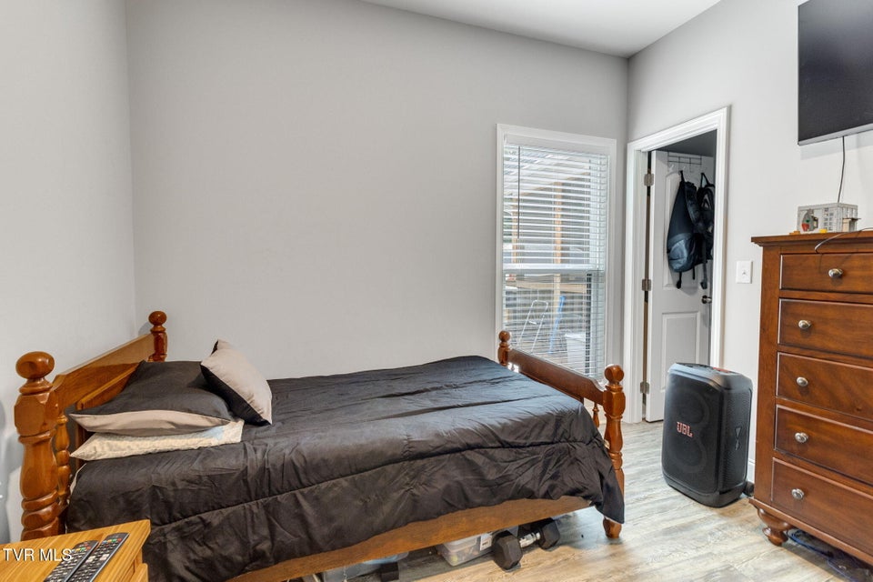 Photo #24: 1216 Upland Avenue