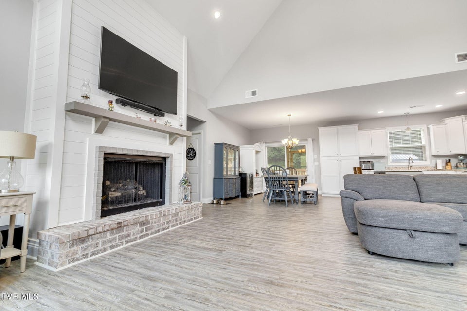 Photo #26: 1216 Upland Avenue
