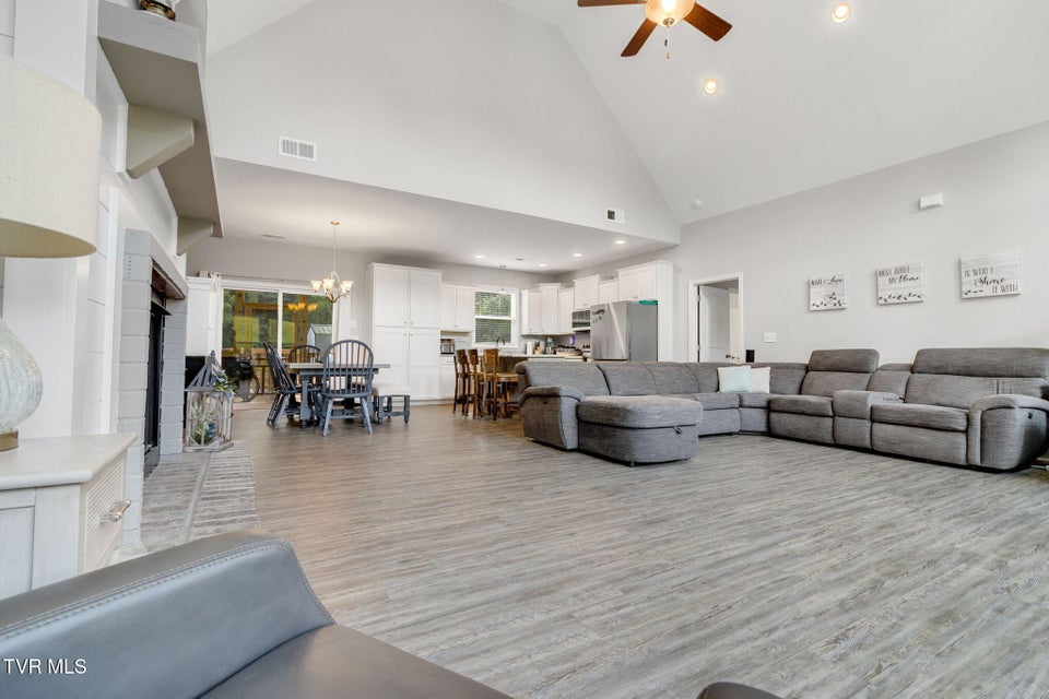 Photo #28: 1216 Upland Avenue