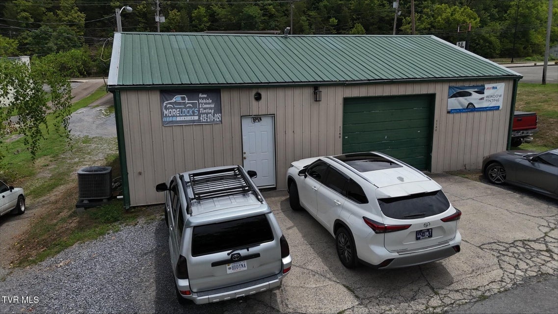 Photo #2: 1024 S Wilcox Drive