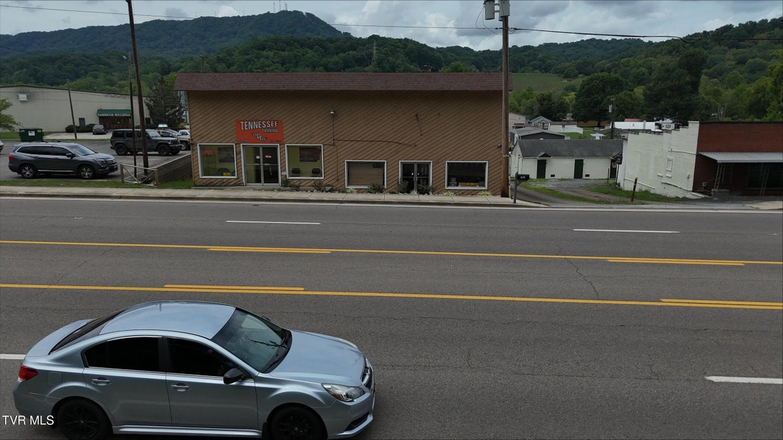Photo #4: 1024 S Wilcox Drive