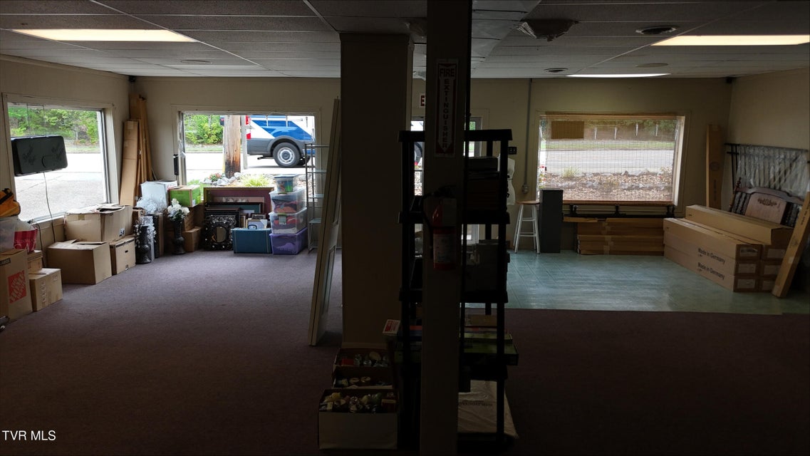 Photo #10: 1024 S Wilcox Drive