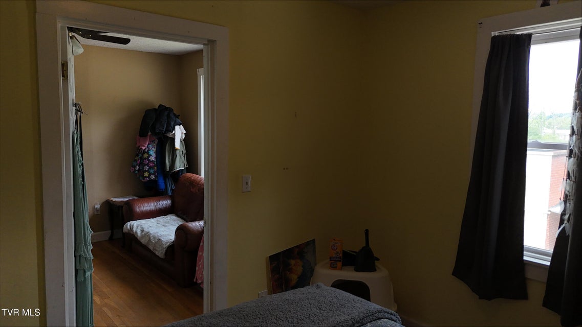 Photo #28: 1024 S Wilcox Drive
