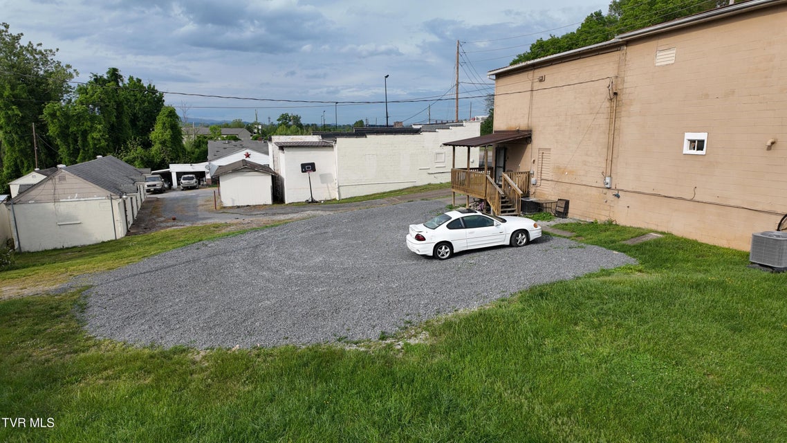 Photo #43: 1024 S Wilcox Drive
