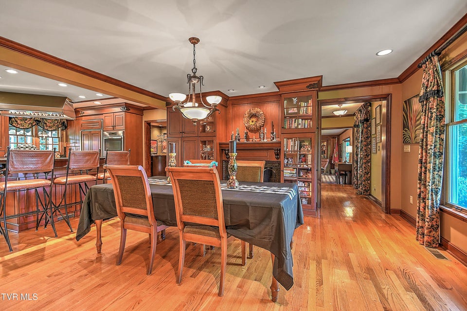 Photo #26: 733 Windmill Circle