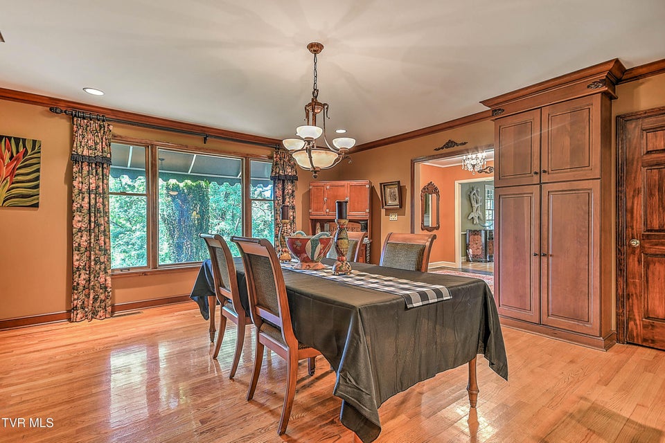 Photo #31: 733 Windmill Circle