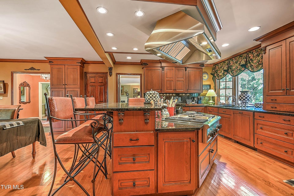 Photo #33: 733 Windmill Circle