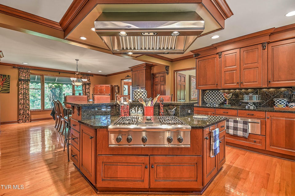 Photo #35: 733 Windmill Circle