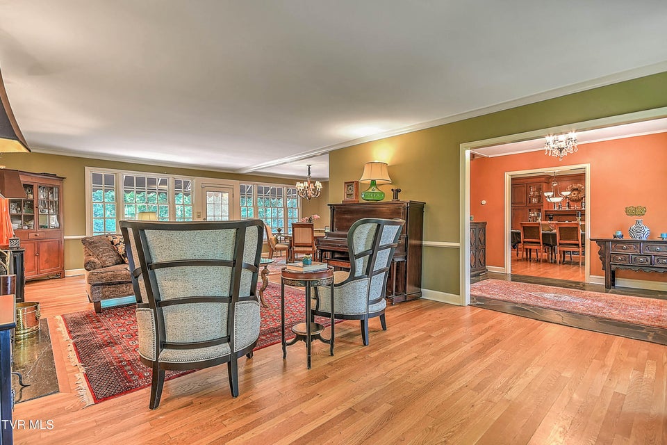 Photo #51: 733 Windmill Circle