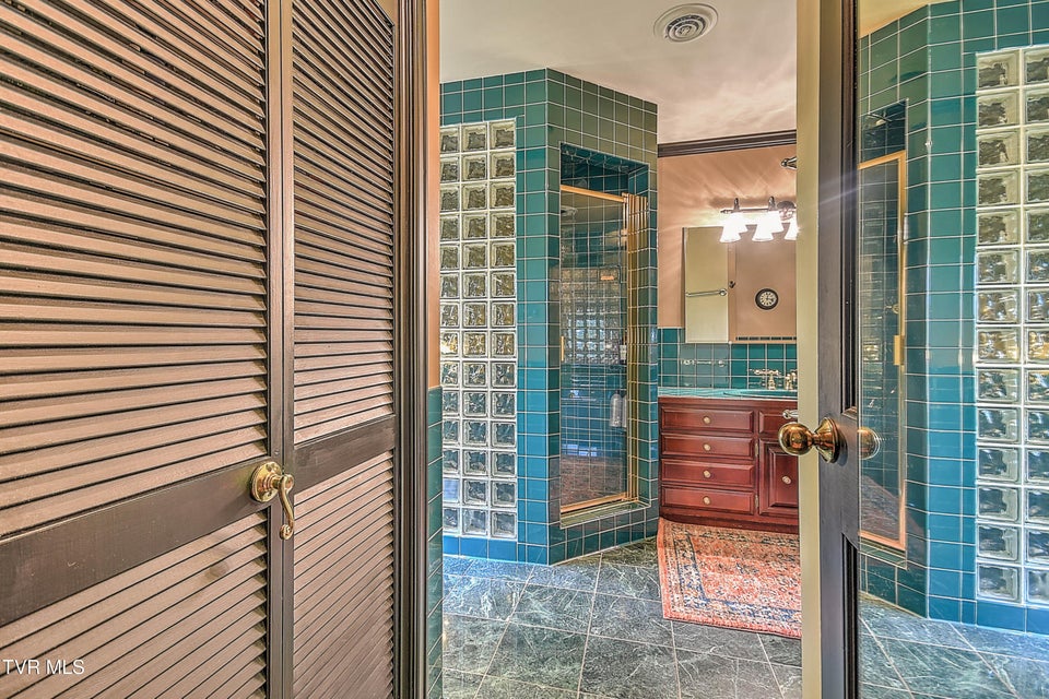 Photo #62: 733 Windmill Circle