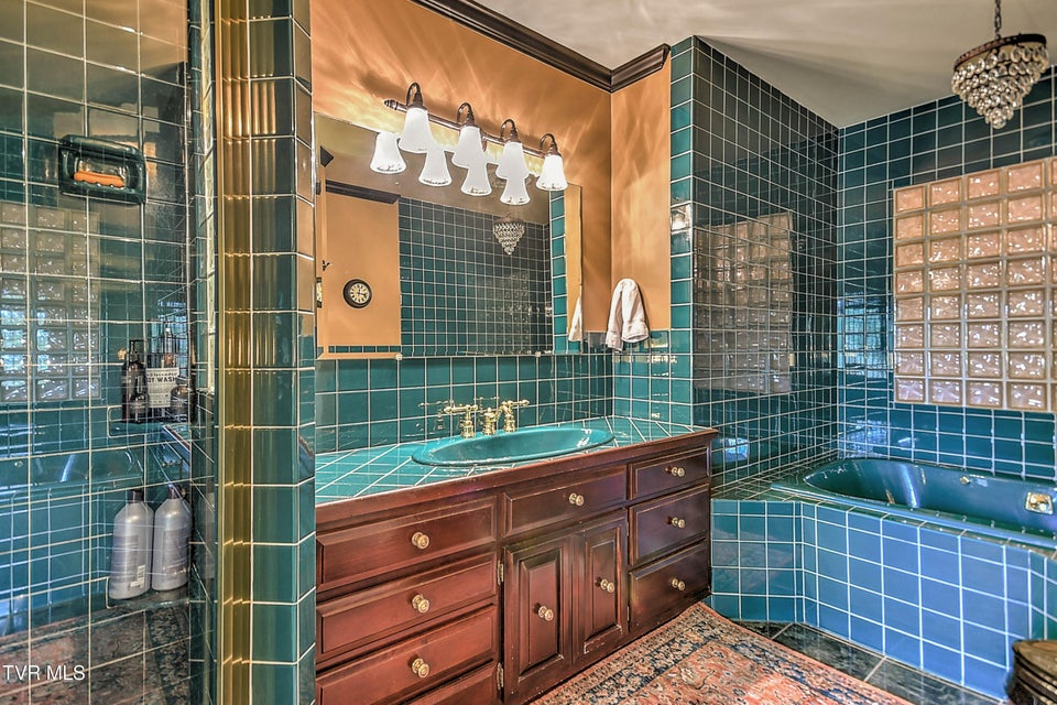 Photo #63: 733 Windmill Circle