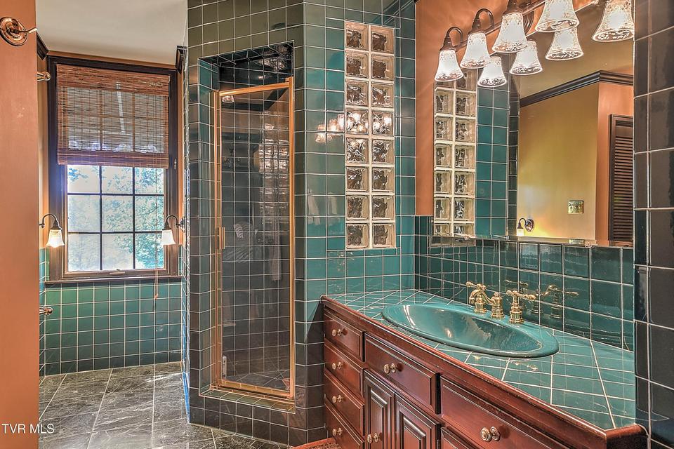 Photo #64: 733 Windmill Circle