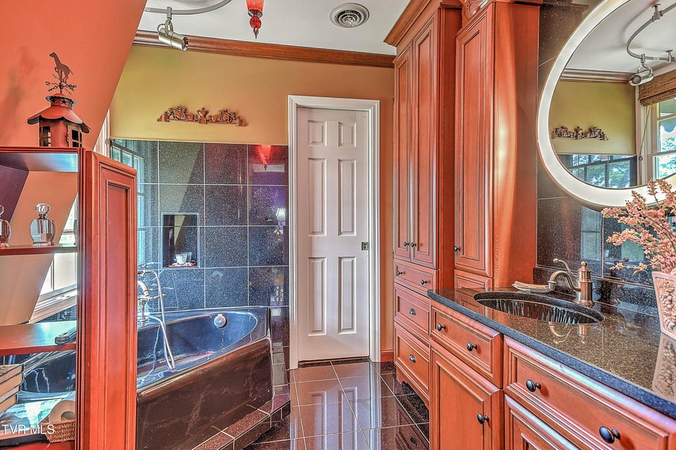 Photo #78: 733 Windmill Circle