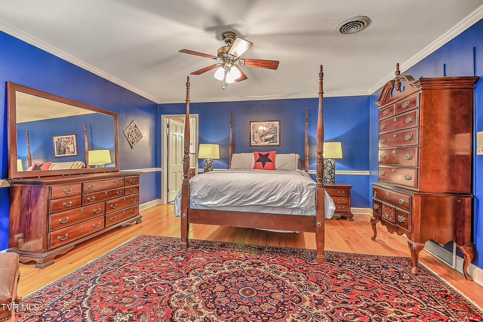 Photo #81: 733 Windmill Circle