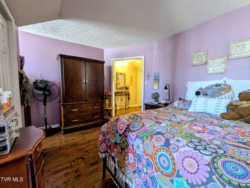 Photo #42: 521 Hickory Road