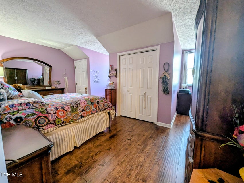 Photo #40: 521 Hickory Road