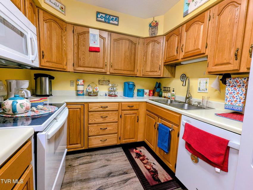 Photo #12: 521 Hickory Road