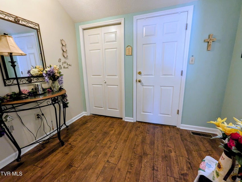 Photo #37: 521 Hickory Road