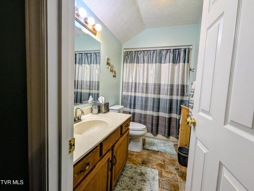 Photo #44: 521 Hickory Road