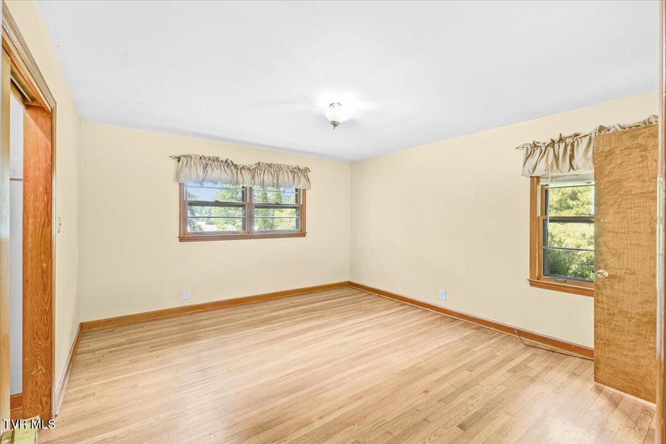 Photo #21: 1315 Lynnwood Drive