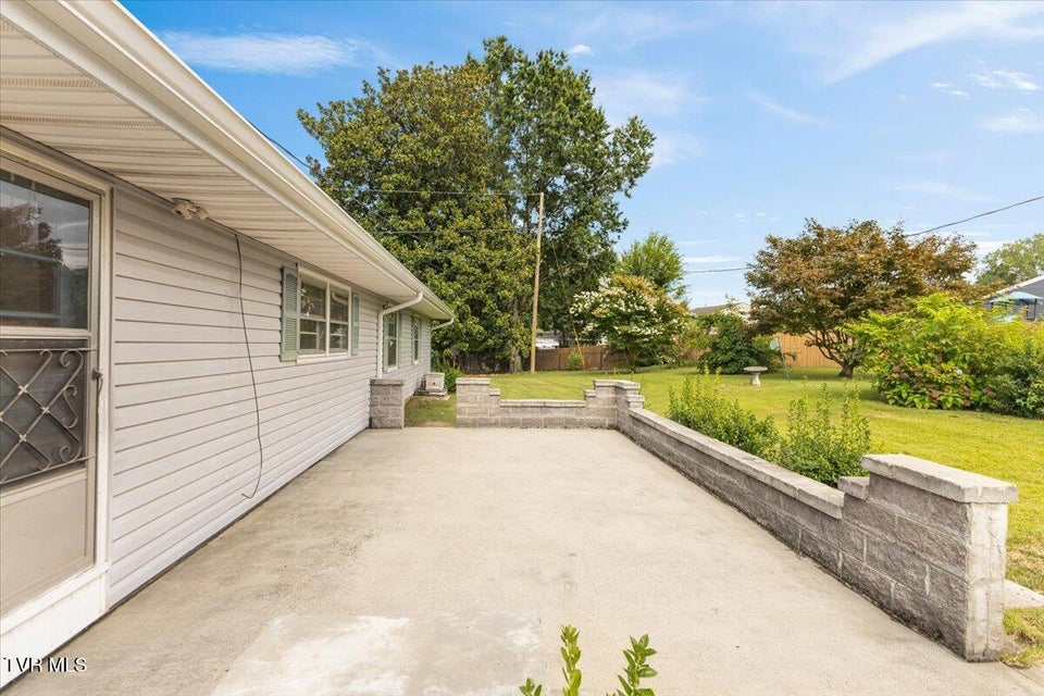 Photo #33: 1315 Lynnwood Drive
