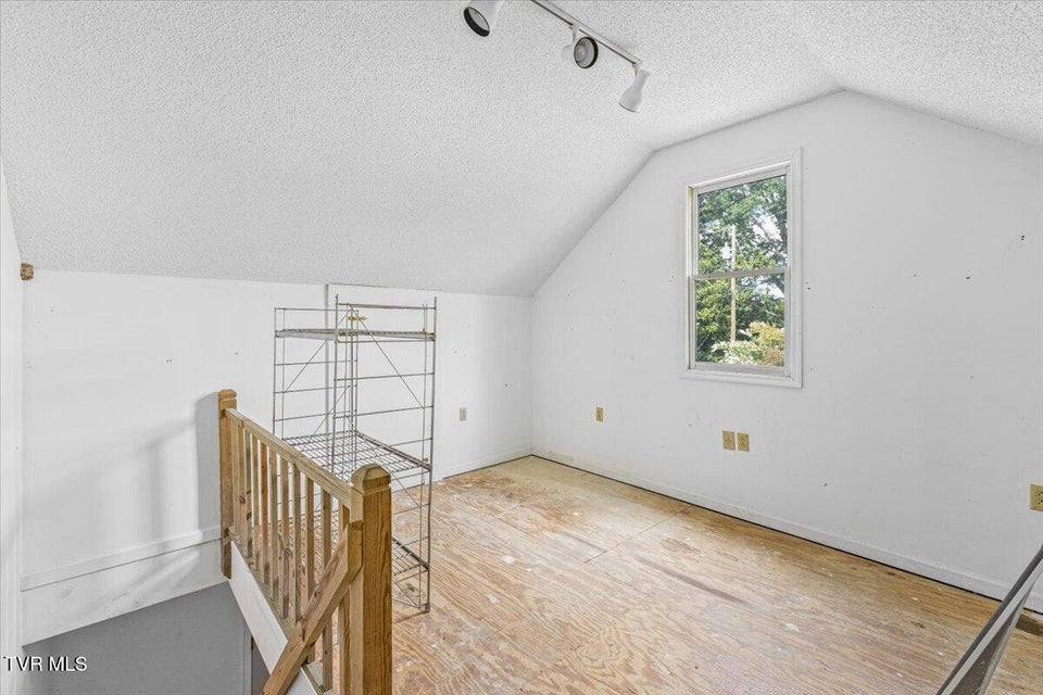 Photo #38: 1315 Lynnwood Drive