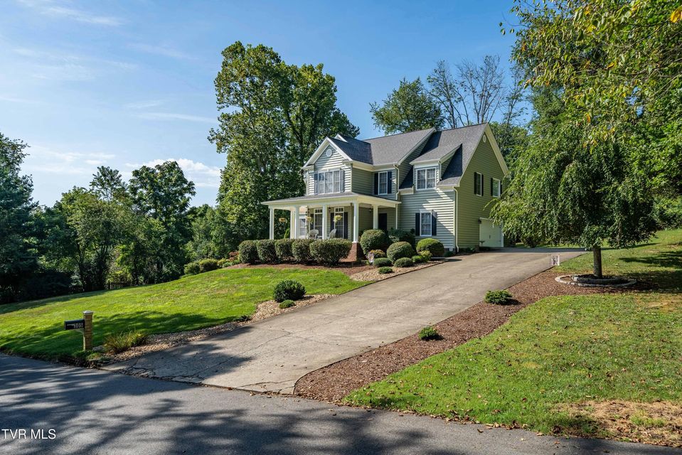 Photo #4: 305 Fieldcrest Road