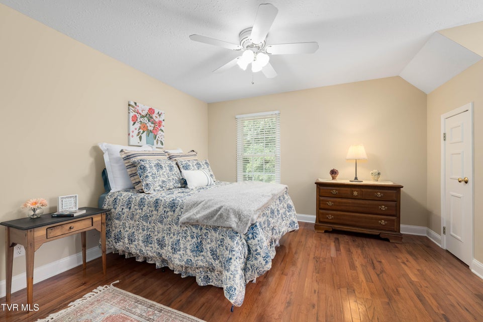 Photo #40: 305 Fieldcrest Road