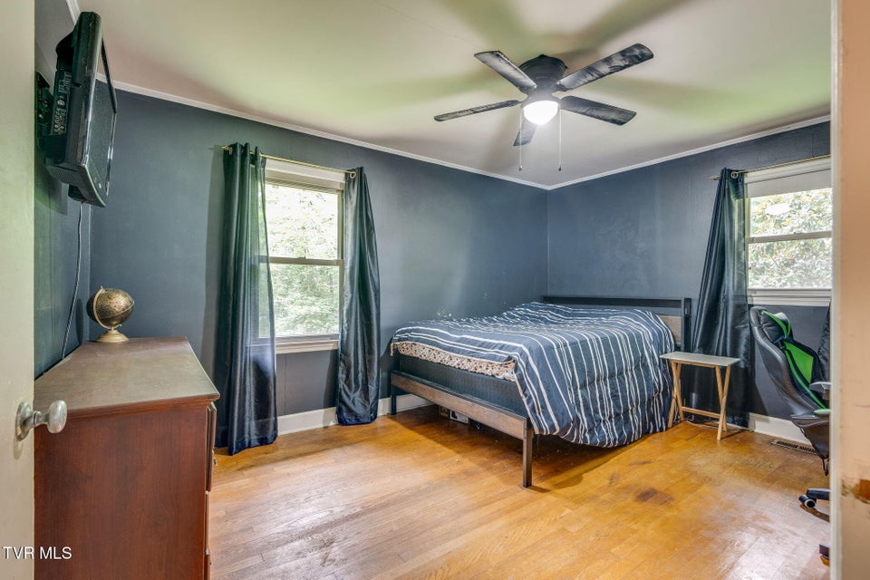 Photo #17: 4016 Skyland Drive