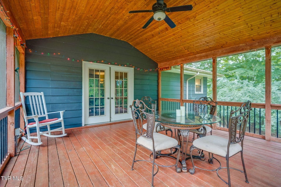 Photo #26: 4016 Skyland Drive