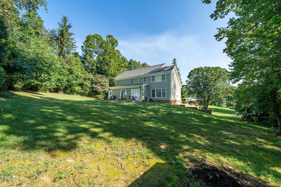 Photo #56: 305 Fieldcrest Road