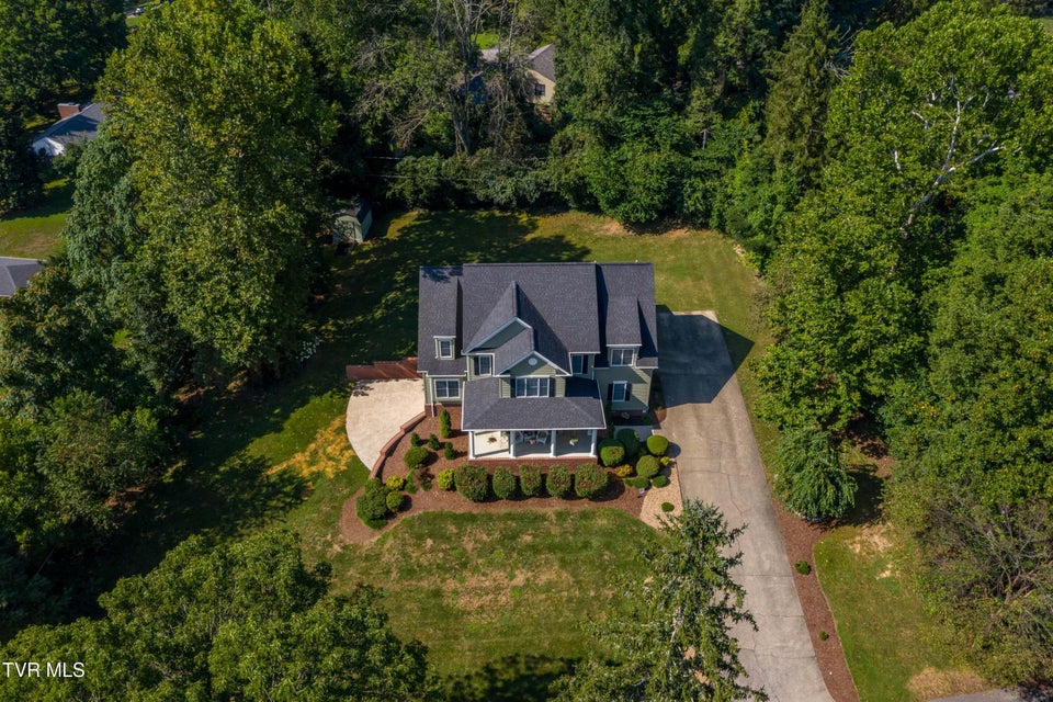 Photo #61: 305 Fieldcrest Road