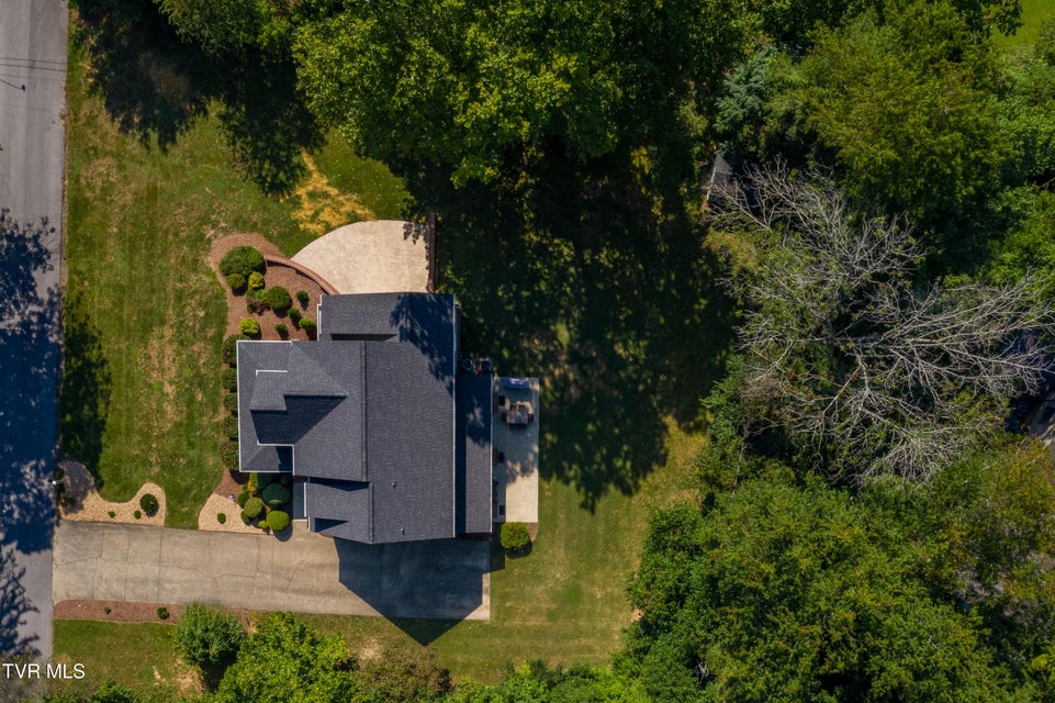 Photo #63: 305 Fieldcrest Road