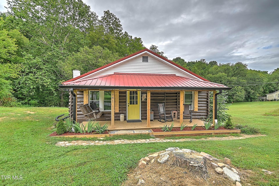 Photo #2: 781 Oak Glen Circle
