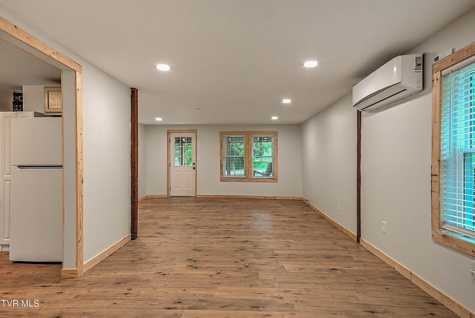 Photo #31: 781 Oak Glen Circle