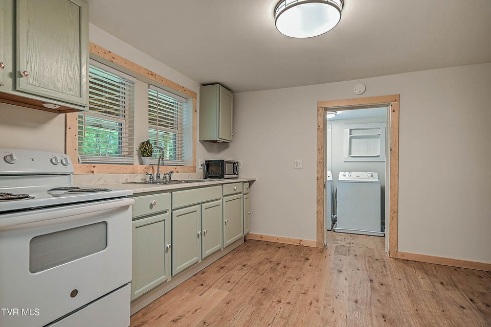 Photo #13: 781 Oak Glen Circle