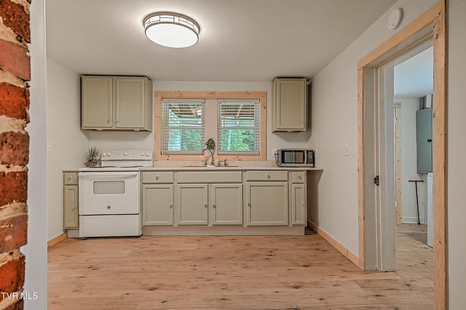 Photo #17: 781 Oak Glen Circle