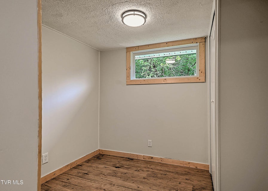Photo #33: 781 Oak Glen Circle