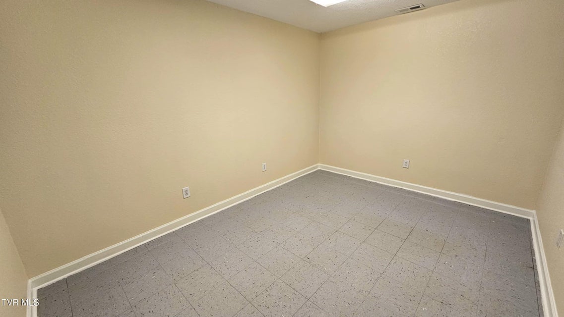 Photo #12: 118 Grand Avenue