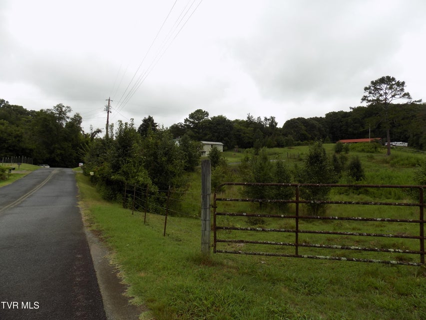 Photo #28: 343 Beaver Lane
