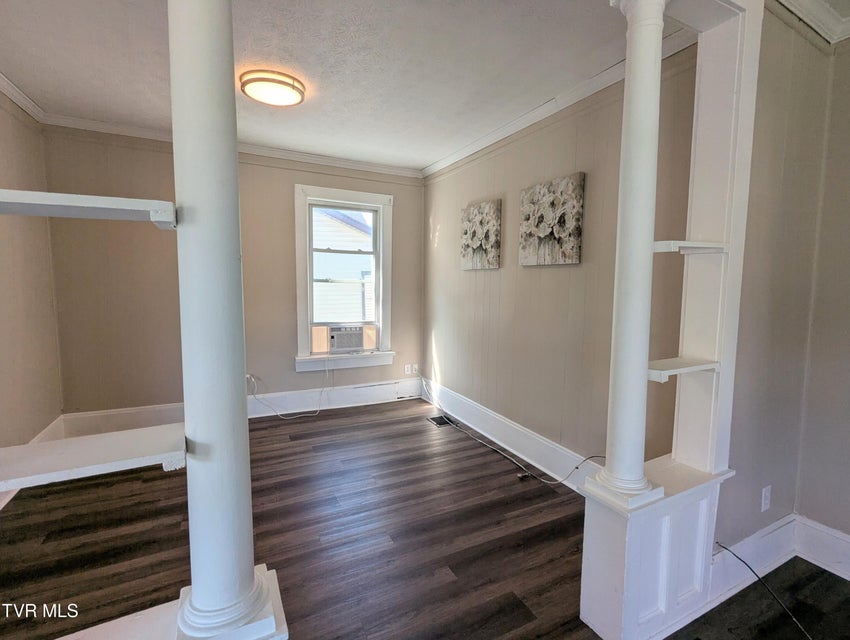 Photo #7: 900 Grover Street