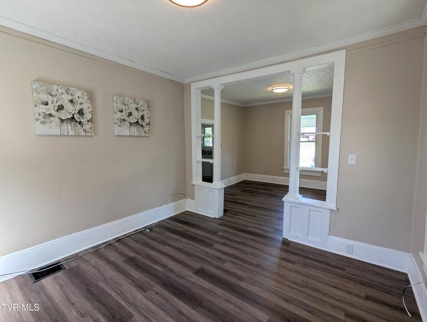 Photo #15: 900 Grover Street