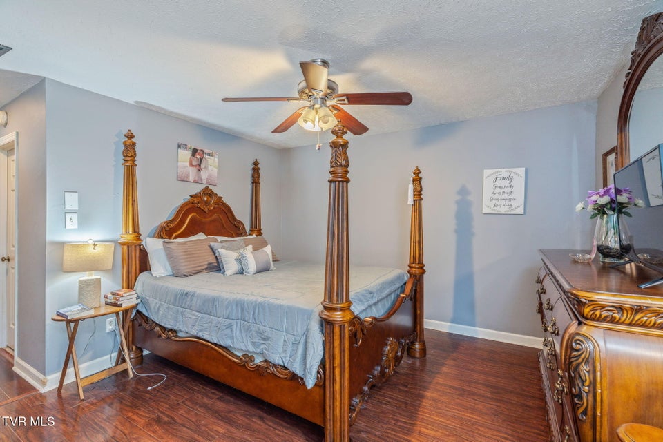 Photo #14: 4007 Heather Court