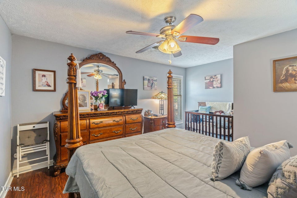 Photo #15: 4007 Heather Court